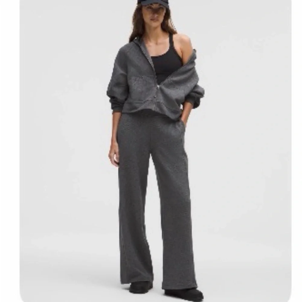 Lululemon Scuba mid-rise wide-leg pant waffle - Heather grey - Picture 1 of 6